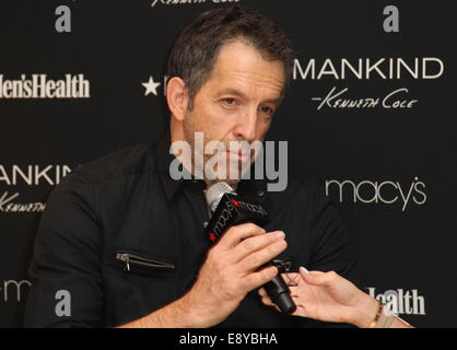 Designer Kenneth Cole e Editor-in-Chief Bill Phillips di Uomo salute magazine kick off la ricerca nazionale dell'Ultimate Guy a Macy's Herald Square offre: Designer,Kenneth Cole dove: New York, Stati Uniti quando: 12 Apr 2014 Foto Stock