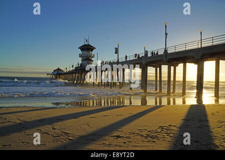 Huntington Beach Pier al crepuscolo Foto Stock