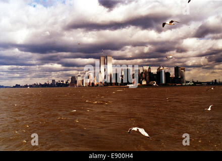 La città di New York skyline di Manhattan inferiore negli anni ottanta Foto Stock