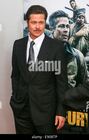Washington, DC, Stati Uniti d'America. 15 ottobre, 2014. Attore Brad Pitt assiste la prima mondiale di "furia" presso il Newseum su ottobre 15, 2014 a Washington DC. Credito: Debby Wong/Alamy Live News Foto Stock