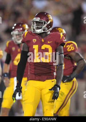 Agosto 30, 2014, Los Angeles, CA.USC Trojans tightend (13) Bryce Dixon in azione battendo il Raschino di Fresno membro bulldogs 52-13 sabato notte. I cavalli di Troia ha eseguito una scuola- e Pac-12-record 105 svolge mentre scaffalatura fino 37 prima downs e 701 metri di reato totale a Fresno membri 17 prima downs e 317 yards, presso il Los Angeles Memorial Coliseum, il 30 agosto 2014. (Obbligatorio Credito: Jose Marin/MarinMedia.org/Cal Sport Media) (assolutamente - tutte complete fotografo e di credito della società(s) richiesto) Foto Stock