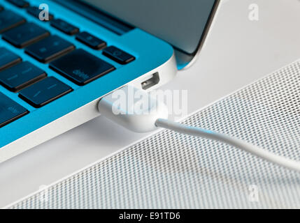 Macro shot del connettore USB Foto Stock