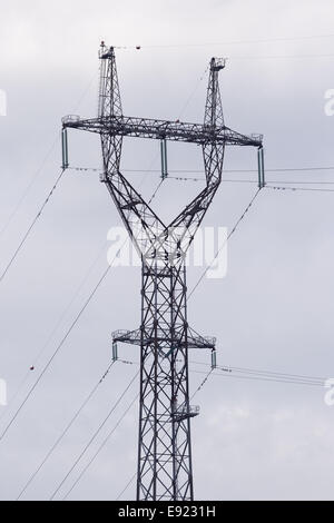 Potenza torre di trasmissione Foto Stock