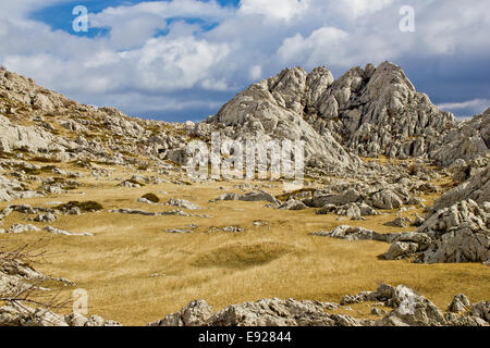 Montagna Di Velebit paesaggio vicino Tulove Grede Foto Stock
