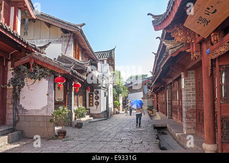 LIJIANG, Cina - 16 settembre 2014: Dayan old town street a Lijiang in Cina il 16 settembre 2014. Foto Stock