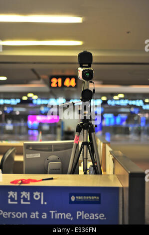 Incheon, Jung distretto, Corea del Sud - Luglio 1, 2013: Una Quarantine Inspection checkpoint all'Aeroporto Internazionale di Incheon. Foto Stock