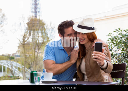 Matura in visita a Parigi Foto Stock