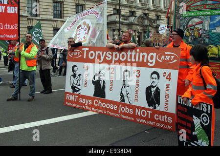 TUC marzo e dimostrazione nel centro di Londra, Regno Unito Foto Stock