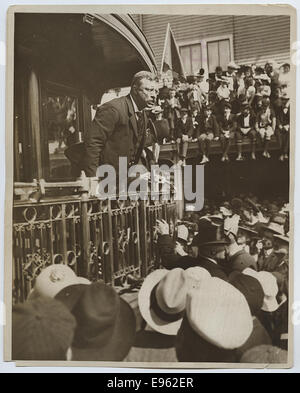 [Presidente Theodore Roosevelt offrendo un discorso a Biddeford Maine] Foto Stock