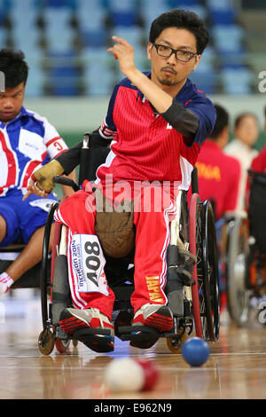 Incheon, Corea del Sud. Xx oct, 2014. Takada Nobuyuki (JPN) Boccia : coppie miste BC4 semi-finale alla palestra di Namdong durante il 2014 Incheon Asian Para giochi in Incheon, Corea del Sud . © Shingo Ito AFLO/sport/Alamy Live News Foto Stock