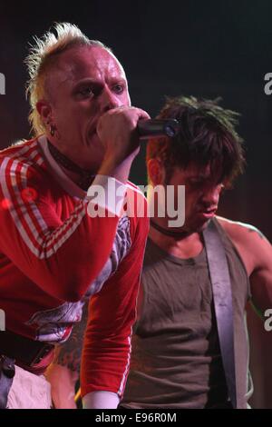 Keith Flint di 'Il prodigio', T nel Parco music festival, Balado, Scozia, 2003. Foto Stock