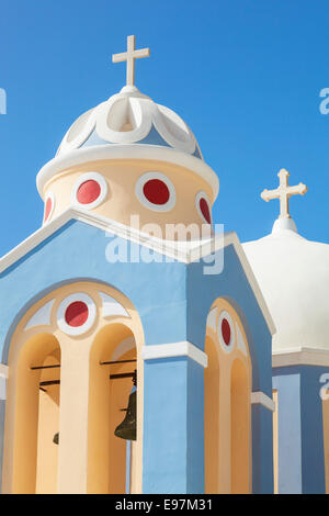 La Chiesa cattolica di San Stylianos, Fira, Santorini, SANTORINI, CICLADI, il Mare Egeo, Grecia, Unione Europea, Europa Foto Stock