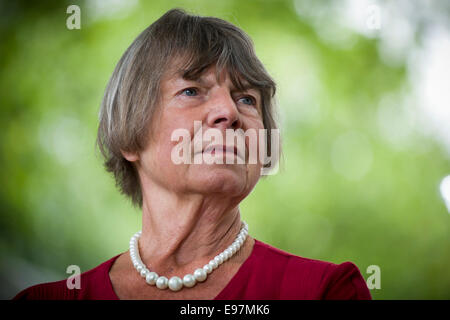 Romanziere inglese, biografo e critico, Dame Margaret Drabble, Lady Holroyd DBE FRSL, a Edinburgh Book Festival. Foto Stock