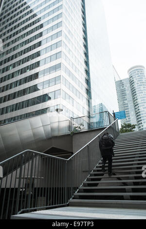 La Defense,Parigi,Francia,skyline,francese,architettura,moderna,edifici,design,in,questo,settore,affari, zona,della,città,capitale Foto Stock