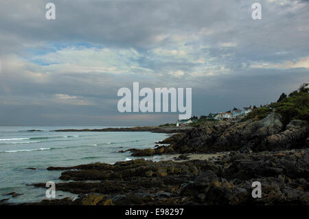 Rocky sea vista dal Ogunquit Maine Marginal Way. Foto Stock