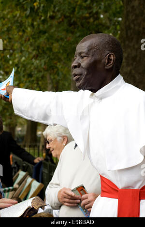 Predicatore a Speakers corner nell'Hyde Park di Londra Foto Stock