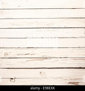 Texture di sfondo di bianco spiovente di tavole di legno con peeling sfald vernice, formato quadrato Foto Stock