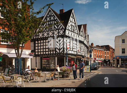 Regno Unito, Inghilterra, Warwickshire, Warwick, Market Place, Swan Street Foto Stock