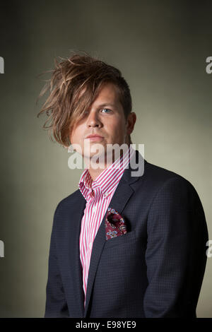 Luke Wright, poeta e musicista, all'Edinburgh International Book Festival 2014. Edimburgo, Scozia. Il 16 agosto 2014 Foto Stock