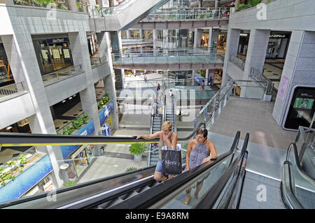 Shopping Centre, Valencia, Spagna Foto Stock