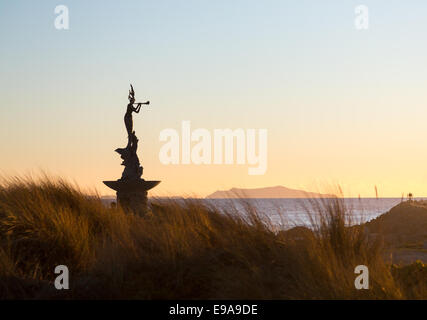 Mermaid statua ingresso Ventura harbor Foto Stock