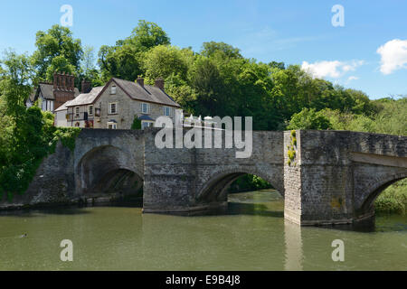 Xv secolo Ludworth ponte sopra il fiume teme, Ludlow, Shropshire, Inghilterra, Regno Unito. Europa Foto Stock