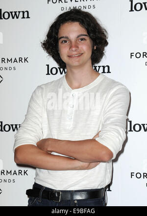 Los Angeles, California, USA. 23 ott 2014. Max Burkholder frequentando il Los Angeles Premiere di ''Basso" tenutosi presso il Teatro Arclight in Hollywood, la California il 23 ottobre 2014. 2014 Credit: D. lunga/Globe foto/ZUMA filo/Alamy Live News Foto Stock