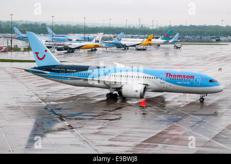 Thomson Airways Boeing 787-8 proveniente dal Mar dei Caraibi. Foto Stock