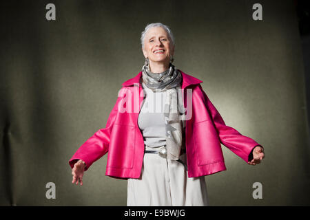 Sara Paretsky, autore americano di detective fiction, all'Edinburgh International Book Festival 2014. Edimburgo, Scozia. Foto Stock