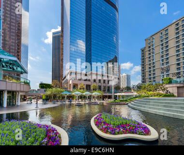 Due California Plaza nel quartiere di Bunker Hill del centro cittadino di Los Angeles, California, Stati Uniti d'America Foto Stock