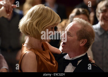 Sole su Leith (2013) JANE HORROCKS Peter Mullan DEXTER FLETCHER (DIR) Foto Stock