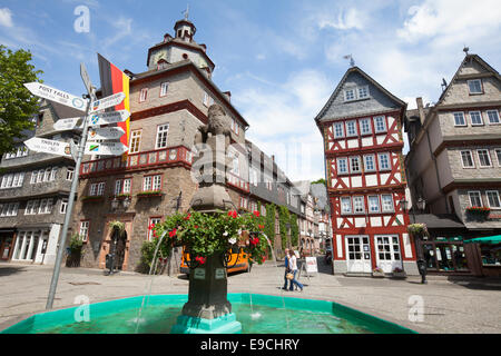 Il municipio, Buttermarkt del mercato del burro, la storica città vecchia di Herborn, Hesse, Germania, Europa Foto Stock