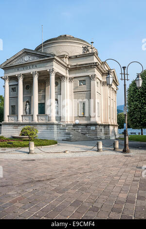 Tempio Voltiano (Tempio Voltiano), un museo a Como, Italia, dedicata ad Alessandro Volta, uno scienziato e inventore Foto Stock