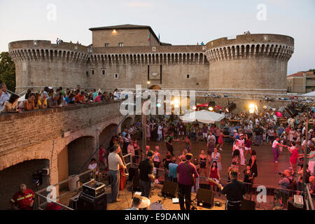 Foro Amnonario, Rocca Roveresca, Rock & Roll, Estate Jamboree 2014, Senigallia, Italia Foto Stock