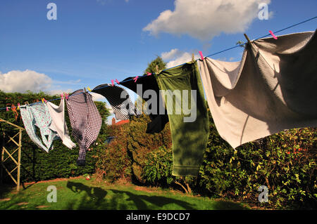 La linea di lavaggio al vento Foto Stock