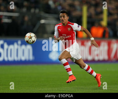 Anderlecht, UK. 22 ottobre, 2014. Dell'Arsenal Alexis Sanchez in azione.- la UEFA Champions League - RSC Anderlecht vs Arsenal - Constant Vanden Stock Stadium - Belgio - 22 Ottobre 2014 - Picture David Klein/Sportimage. © csm/Alamy Live News Foto Stock