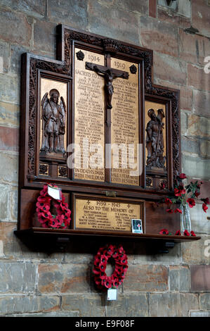 Memoriale di guerra in San Lorenzo è la Chiesa, Measham, Leicestershire, England, Regno Unito Foto Stock