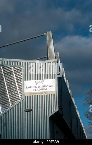 Launa windows stadium,Torquay united football club,COPPA, finale, fa, UK, Torquay, premier, blu, stadio Soccer, premiership, squ Foto Stock