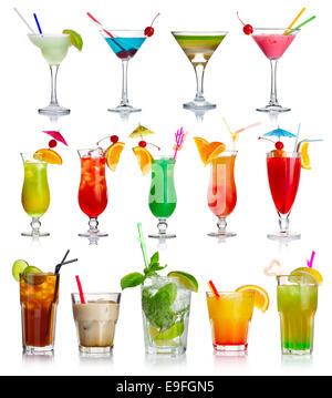 Serie di cocktail alcolici isolato su bianco Foto Stock