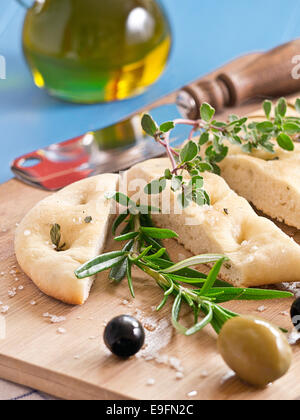 Focaccia con rosmarino e timo Foto Stock