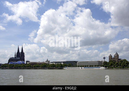 Vista del duomo di Colonia, Germania Foto Stock