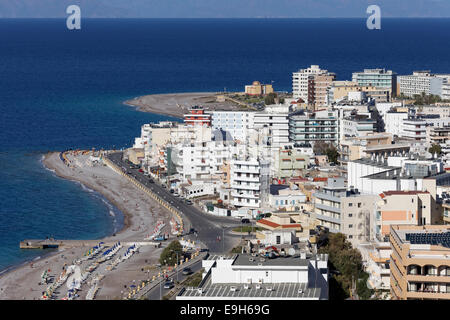 Alto hotel a west beach, vista dal Monte Smith, new town, Rodi, rodi Isola, Dodecaneso, Grecia Foto Stock