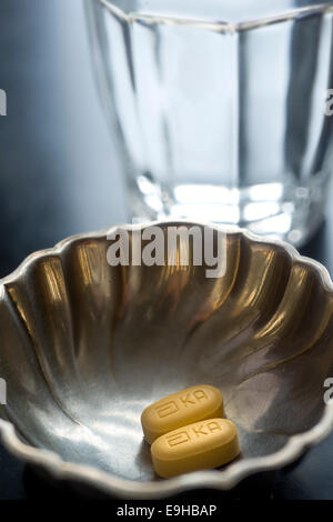 Compresse, Kaletra, anti-AIDS farmaco, HIV inibitore della proteasi Foto Stock