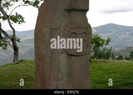 Una statua di San Agustín il Parco Archeologico nel Huila provincia della Colombia Foto Stock