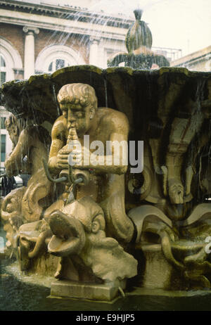 Le marche o le Marche è una zona collinare e molto regione incontaminata sulla costa orientale dell'Italia Foto Stock