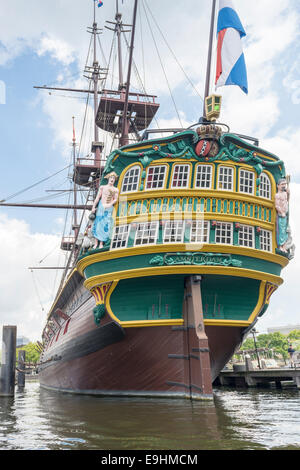 La Stad Amsterdam (città di Amsterdam) è un tre-masted clipper, Amsterdam, Paesi Bassi Foto Stock