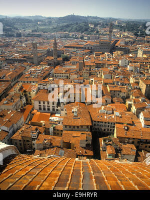 Firenze o Firenze (anche chiamato una volta Fiorenza o Florentia) è la capitale della regione Toscana. Foto Stock