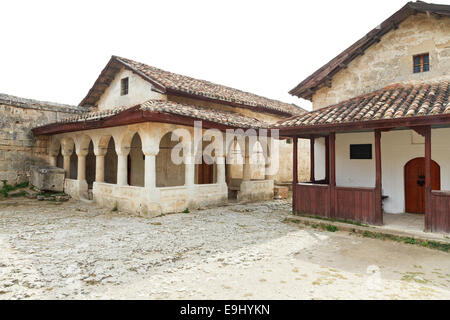 Kenesa (Sinagoga) - Karaite vecchia casa di preghiera in chufut-kale town, Crimea Foto Stock