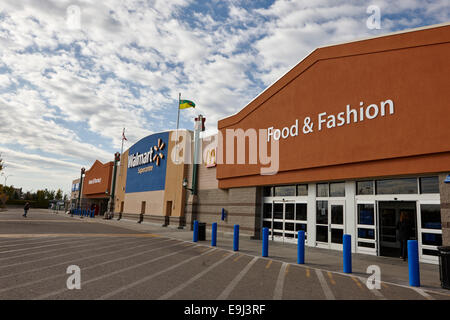 Walmart supercenter saskatoon Saskatchewan Canada Foto Stock