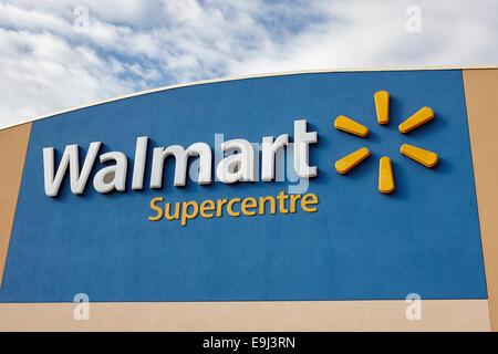 Walmart supercenter saskatoon Saskatchewan Canada Foto Stock